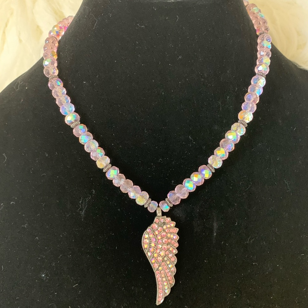 Pink beaded breast cancer awareness necklace! 🎀